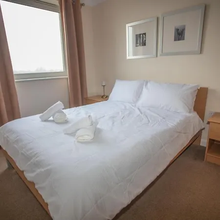 Ferienwohnung Cosy 2 Bed Flat Near Train Station Basingstoke With Free Parking! Exterior foto